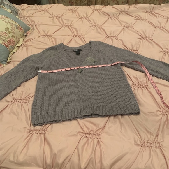 Beautiful Soft Cardigan - Picture 2 of 5